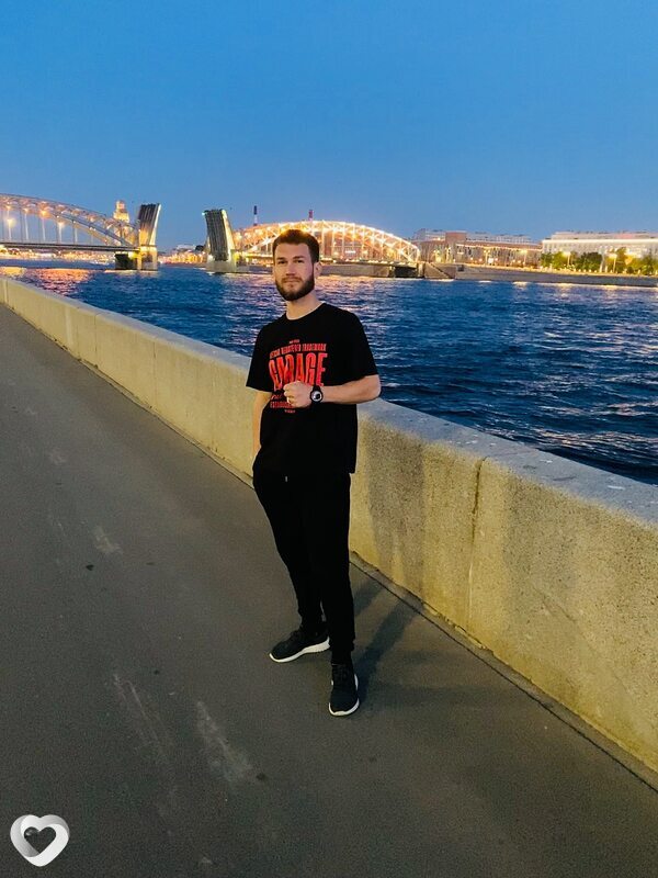 Назар, 28, Москве — анкета №1127917