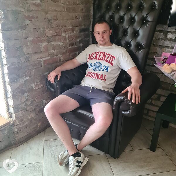 Евгений, 28, Барановичах — анкета №1129552