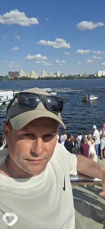 Артём, 39, Воронеже — анкета №1129683