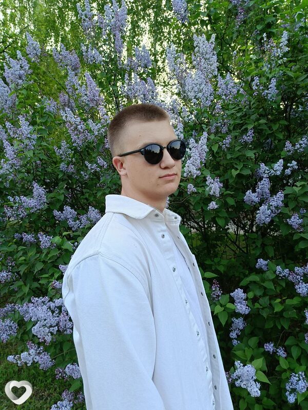 Константин, 21, Москве — анкета №1129633