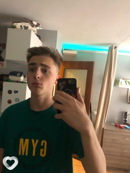 Андрей, 21, Москве — анкета №1129874