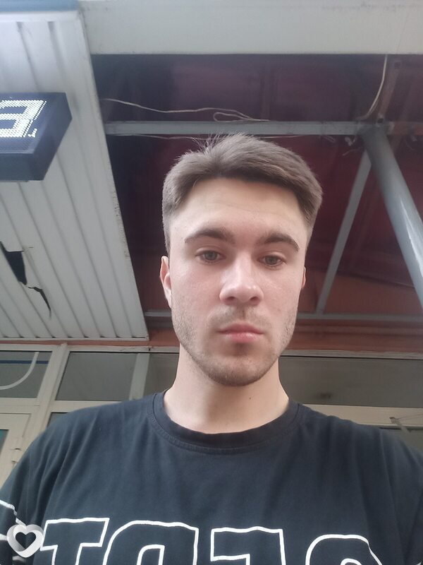 Денис, 21, Рязани — анкета №1129896