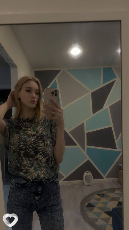 Таня, 24, Екатеринбурге — анкета №1129926