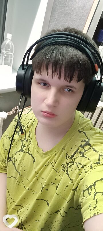 Александр, 21, Кемерове — анкета №1130086