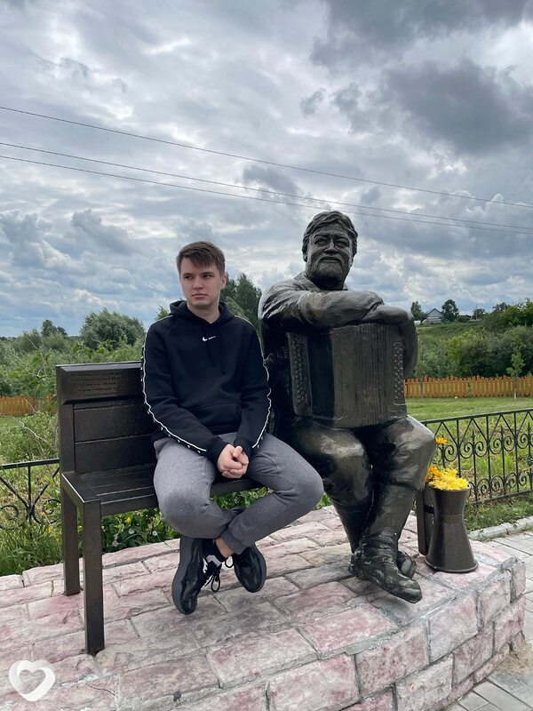 Илья, 23, Новосибирске — анкета №1130354