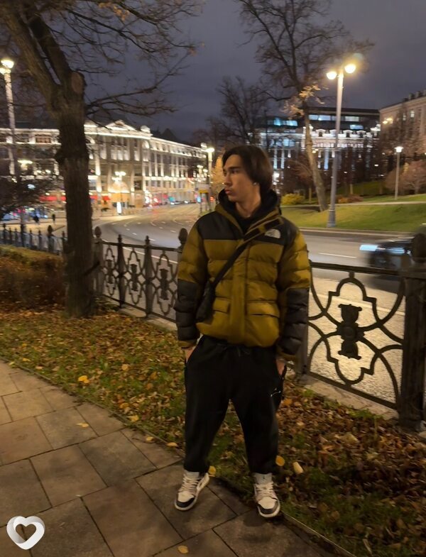 Никита, 21, Белгороде — анкета №1130682