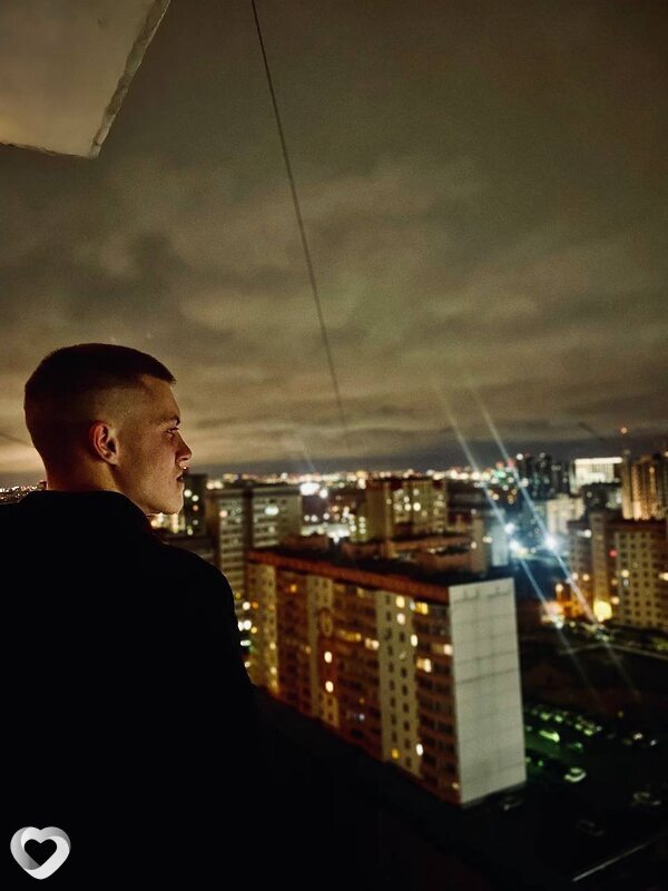 Андрей, 21, Новосибирске — анкета №1130729