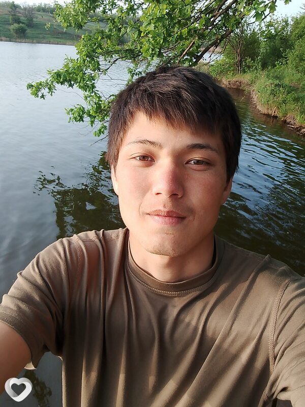 Баха, 21, Москве — анкета №1131852