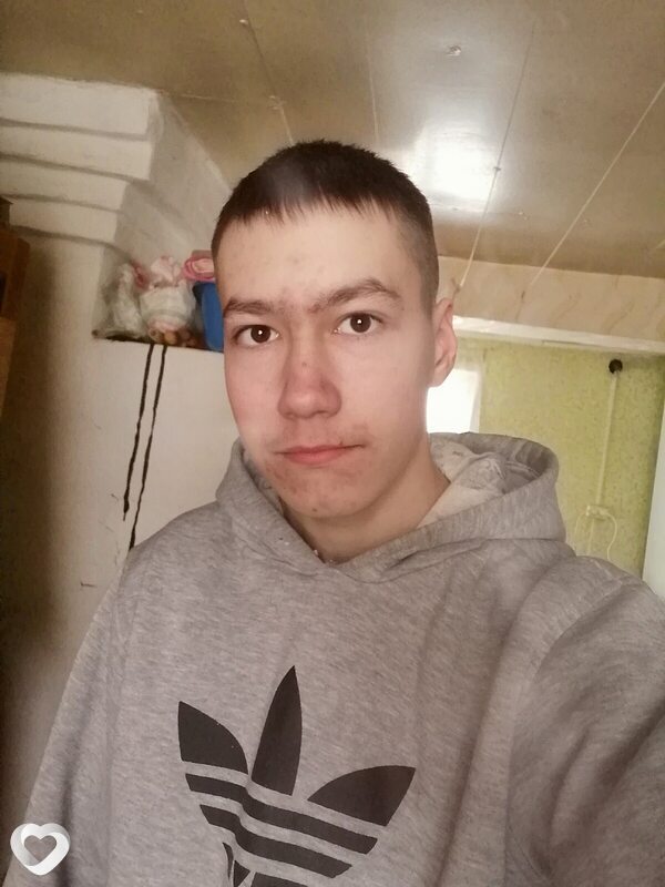 Григорий, 21, Москве — анкета №1132306