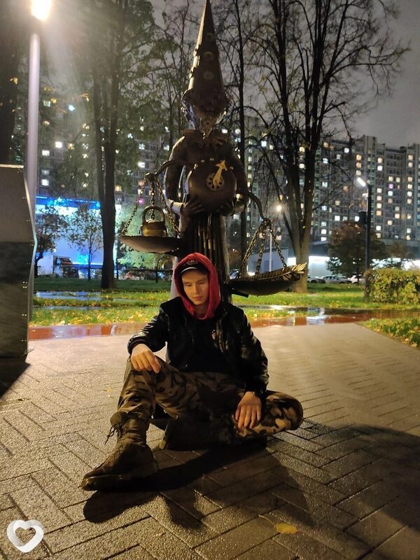 Михаил, 24, Москве — анкета №1132650