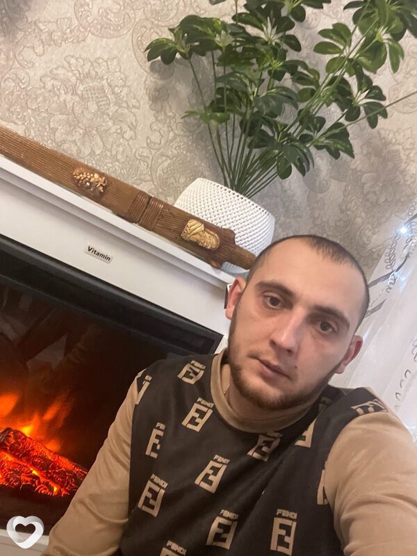 Дмитрий, 30, Луганске — анкета №1132897