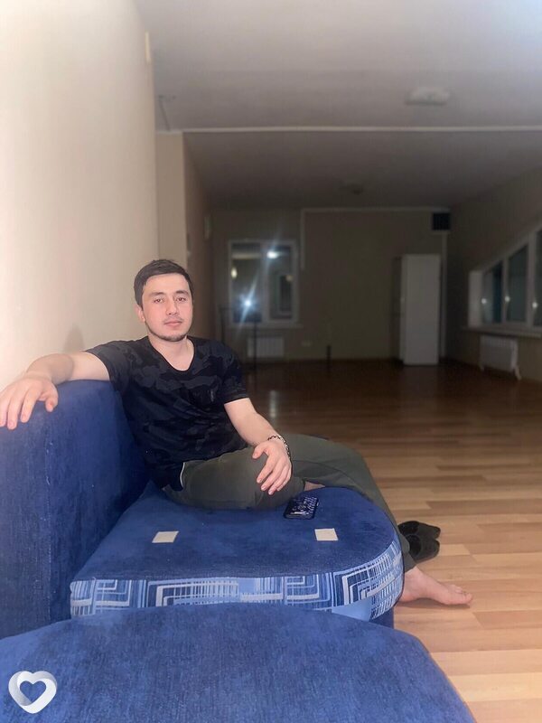Усмонжон, 29, Москве — анкета №1132954