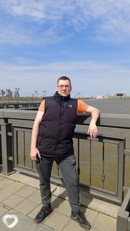 Максим, 28, Москве — анкета №1133576
