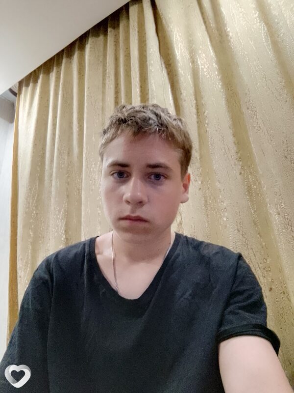 Илья, 21, Москве — анкета №1133816