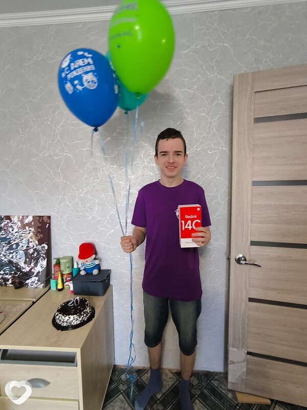 Илья, 21, Омске — анкета №1134140