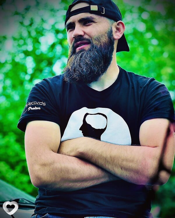 Kulak, 27, Екатеринбурге — анкета №1135344
