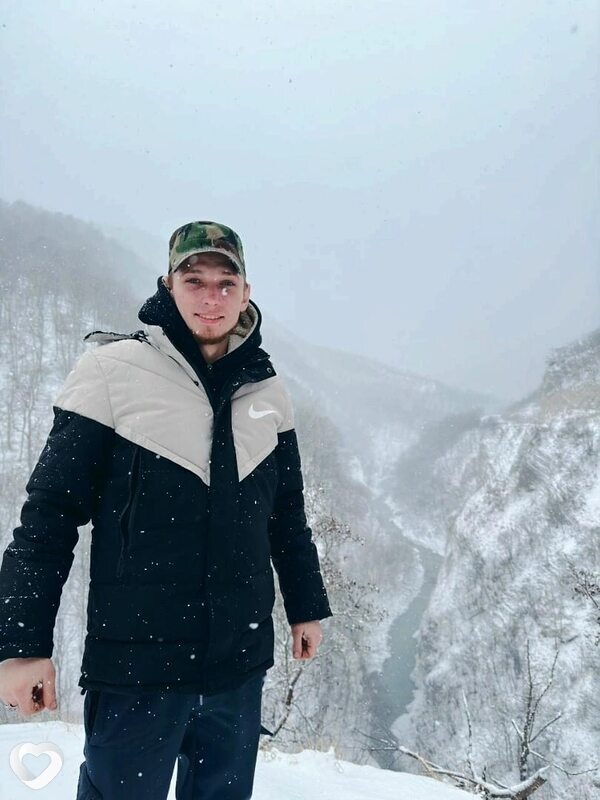 Иван, 28, Березниках — анкета №1135683