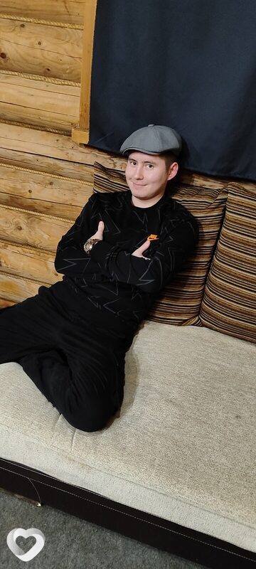 Александр, 23, Ижевске — анкета №1136037