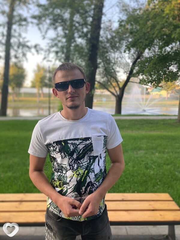 Лев, 26, Брянске — анкета №1136554