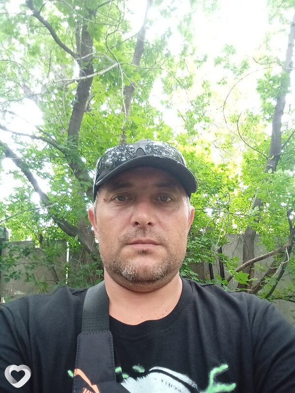 Динис, 42, Омске — анкета №1137048