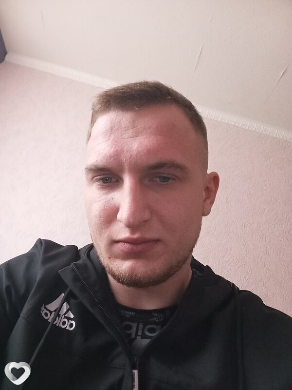 Дмитрий, 23, Старом Осколе — анкета №1137850