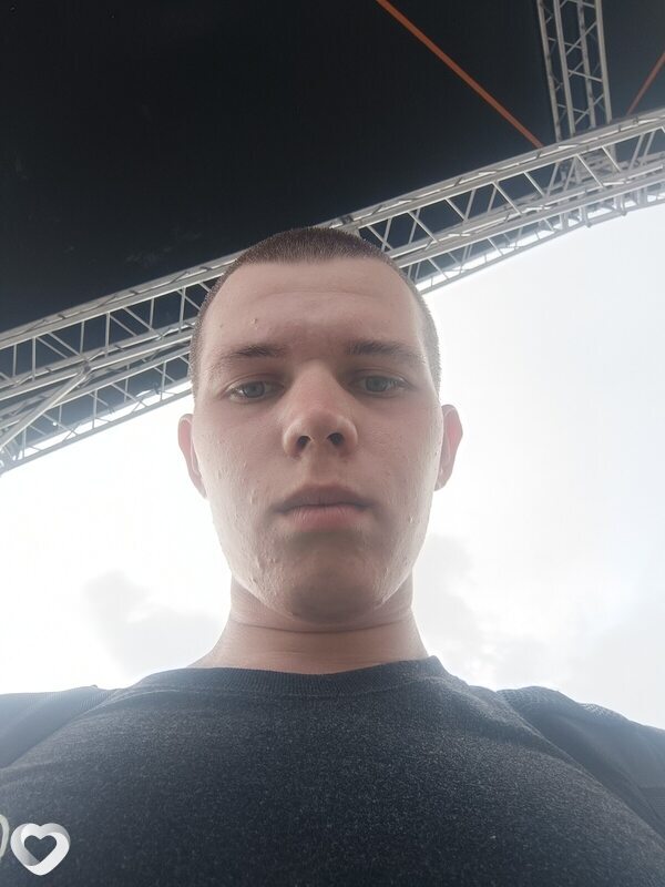 Виталий, 23, Москве — анкета №1138521