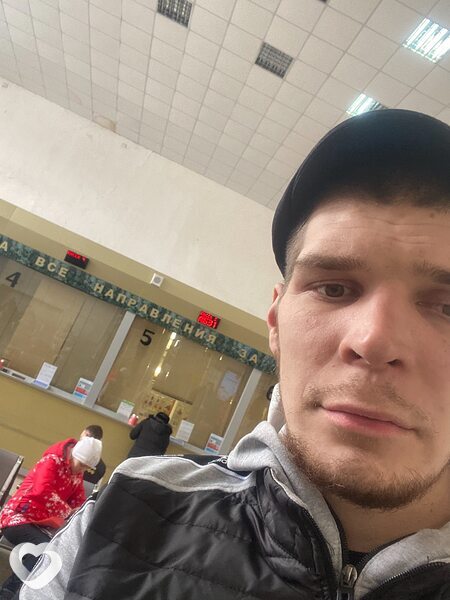Вадим, 27, Черногорске — анкета №1138642