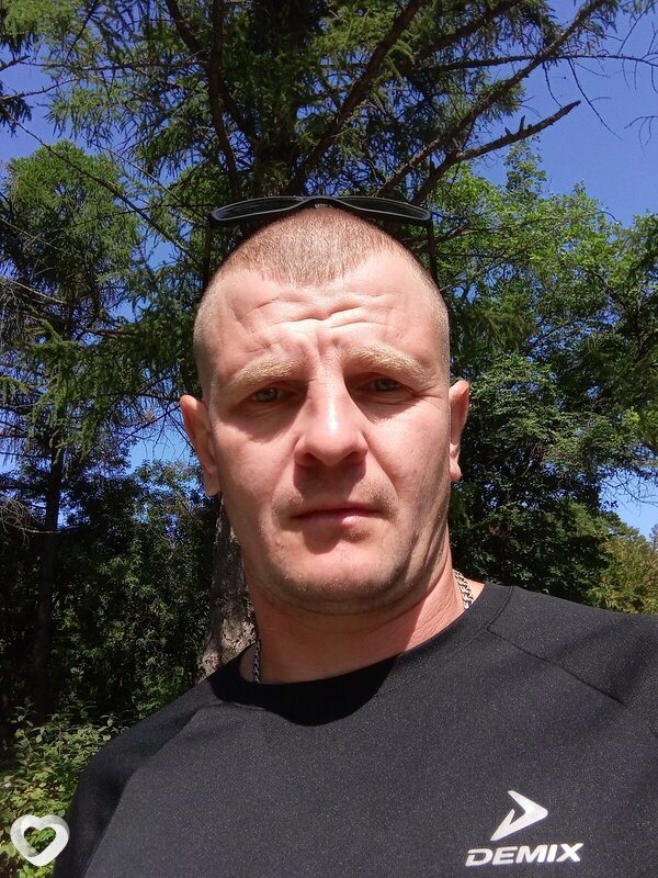 Вадик, 37, Кингисеппе — анкета №1139004