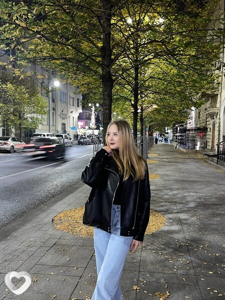 Карина, 24, Краснодаре — анкета №1139309