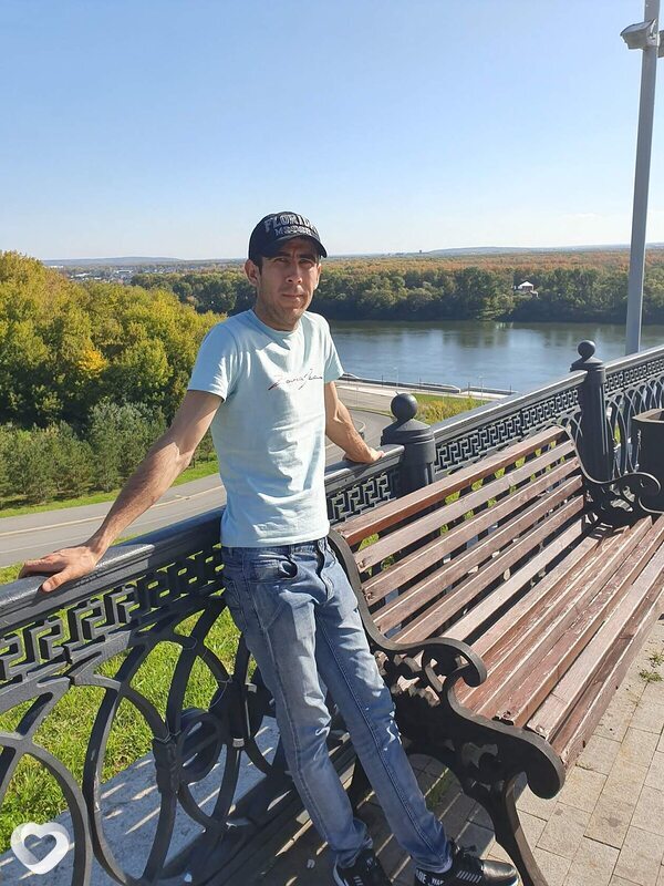 Алик, 32, Москве — анкета №1139379
