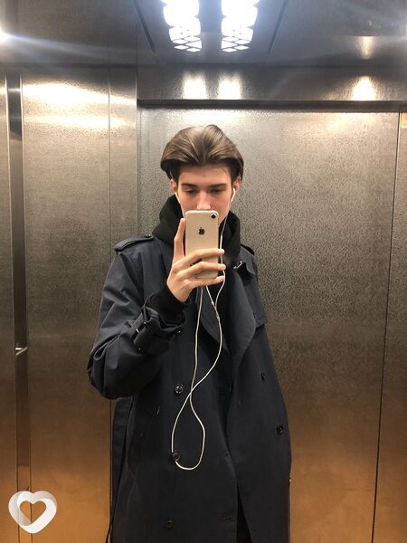 Максим, 20, Москве — анкета №1140144