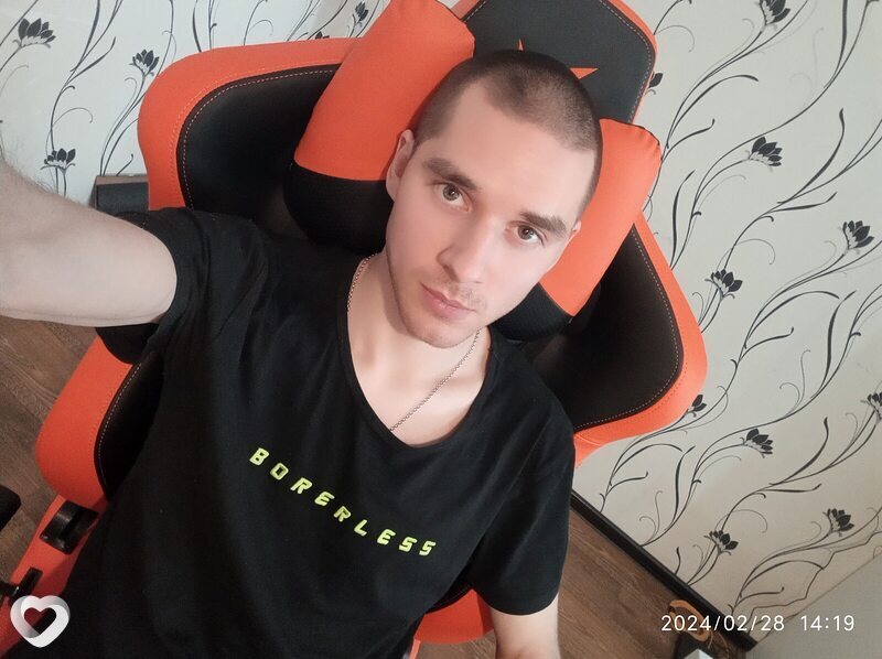 Серёга, 30, Новосибирске — анкета №1141299