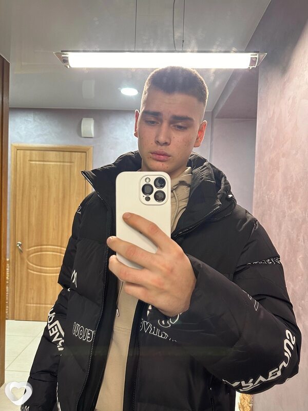 Кирилл, 25, Комсомольске-на-Амуре — анкета №1141727