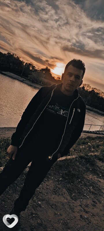 Александр, 30, Стаханове — анкета №1142151