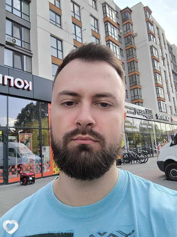 Влад, 27, Ивано-Франковске — анкета №1142955