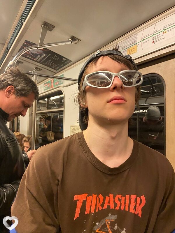 Максим, 24, Москве — анкета №1143327