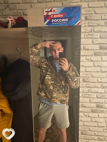 Артем, 23, Москве — анкета №1144179