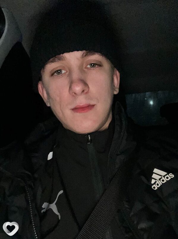 Павел, 21, Ленинске-Кузнецком — анкета №1144778