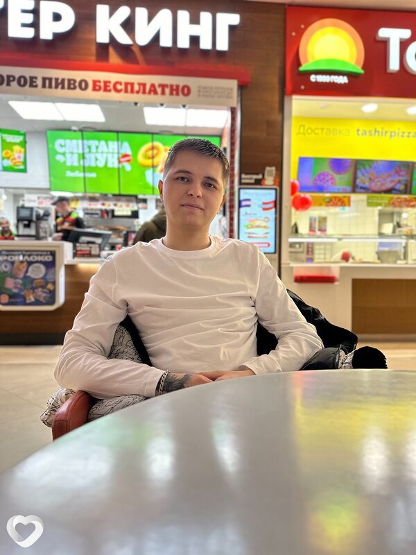 Максим, 26, Нижневартовске — анкета №1145592