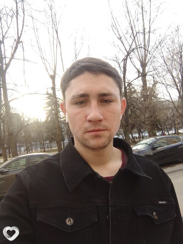 Артем, 25, Москве — анкета №1145550