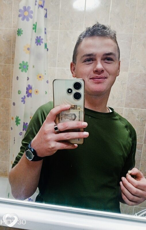 Виталий, 23, Красноперекопске — анкета №1145655