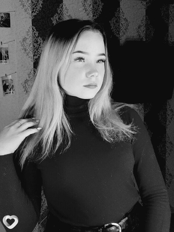 Юлия, 21, Кирове — анкета №1148092