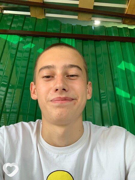 Дмитрий, 21, Ижевске — анкета №1148409