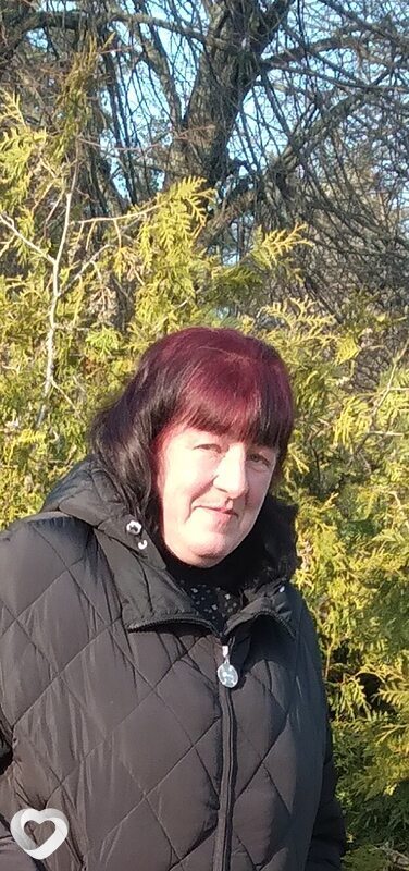Елена, Чаусы
