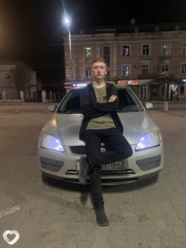 Александр, 21, Москве — анкета №1148537