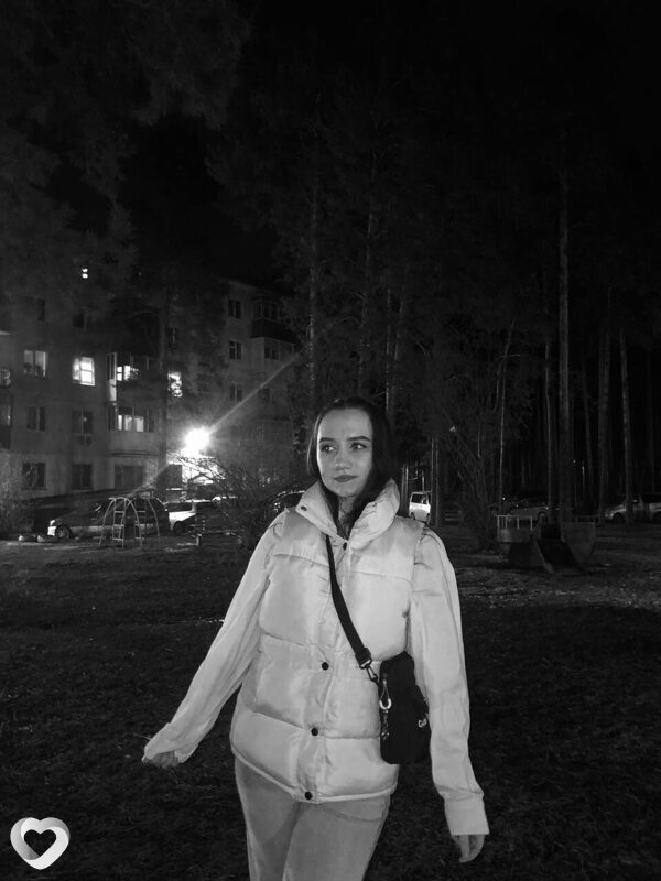 Кариночка, 20, Новосибирске — анкета №1148803