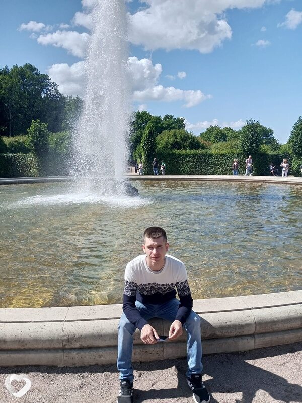 Дима, 27, Москве — анкета №1150365