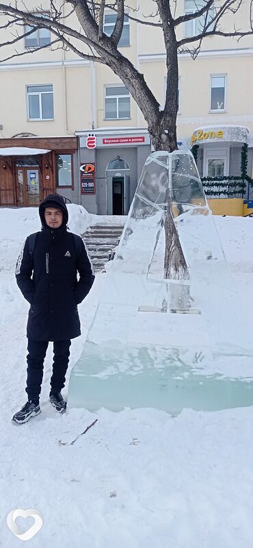 Azizbek, 23, Магадане — анкета №1149987
