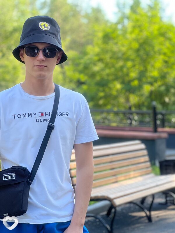 Дмитрий, 22, Череповце — анкета №1150710