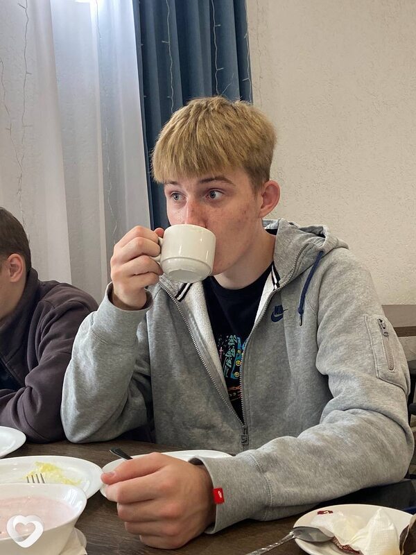 Артём, 21, Минске — анкета №1152899